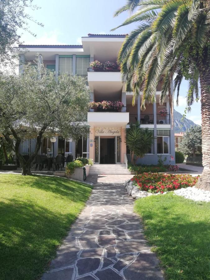 Albergo Villa Angela Toscolano Maderno Extérieur photo
