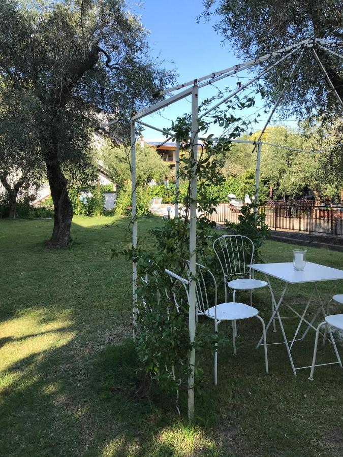 Albergo Villa Angela Toscolano Maderno Extérieur photo