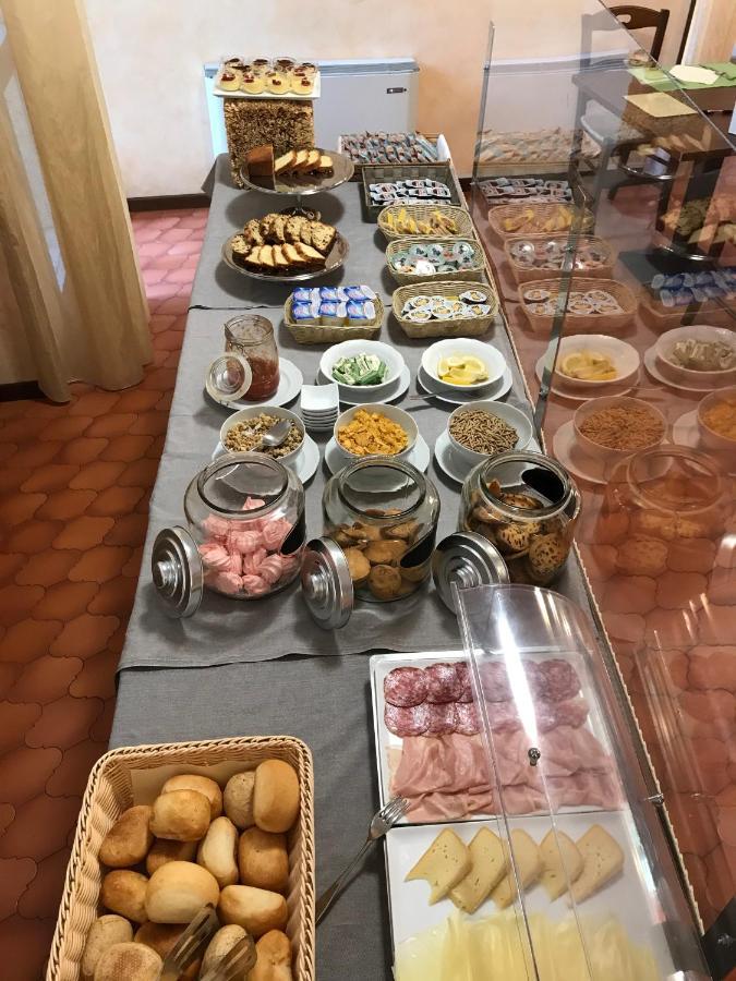 Albergo Villa Angela Toscolano Maderno Extérieur photo