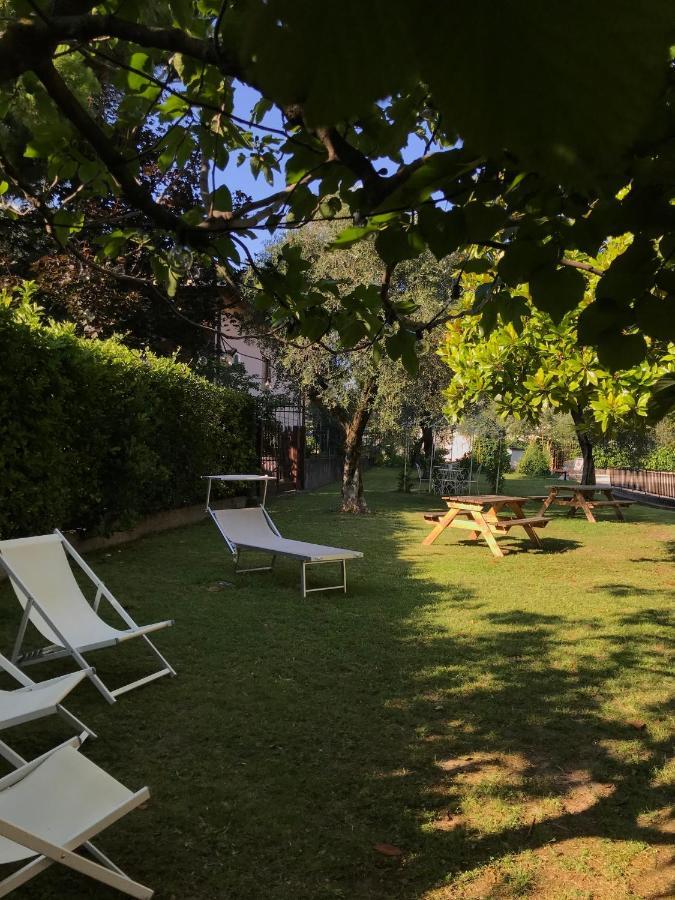 Albergo Villa Angela Toscolano Maderno Extérieur photo