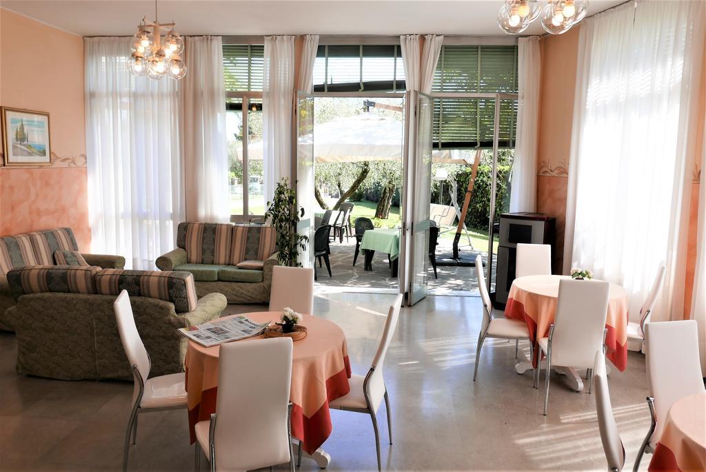 Albergo Villa Angela Toscolano Maderno Extérieur photo